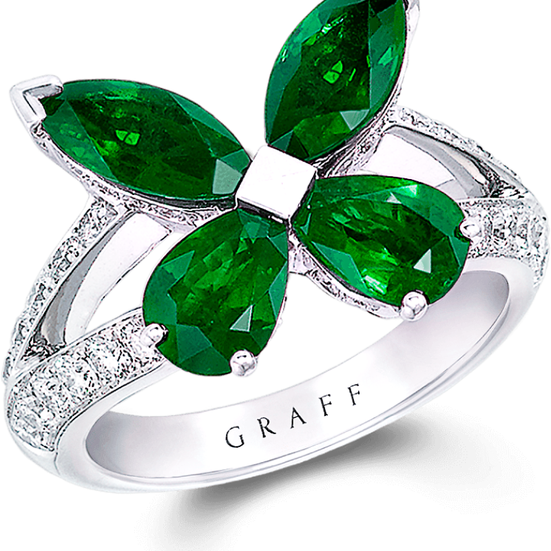 Classic Butterfly Ring Made of Emerald And Diamond